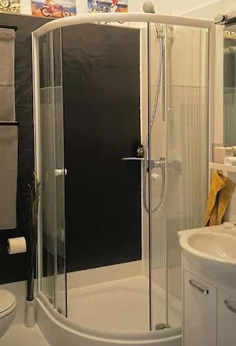 Lägenhet Lovag Design *
